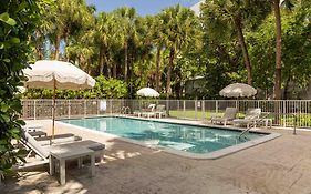 Miami River Inn by Renzzi